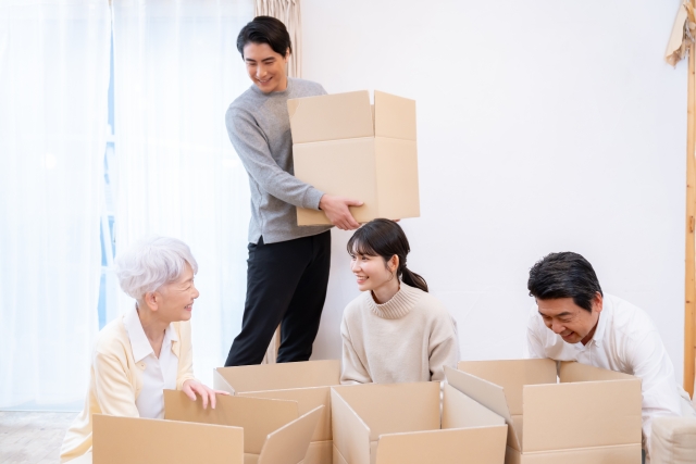 引っ越し前後の不用品、買取でスッキリ！