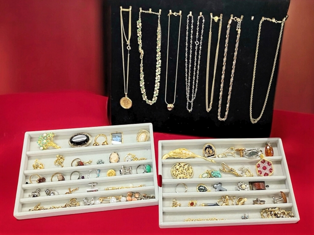 貴金属・ダイヤの価値、見極めます！横浜市南区の評価No.1の専門査定店